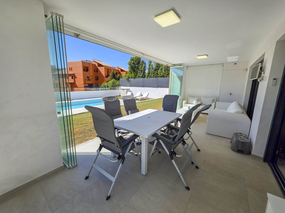 Huis te koop in La Duquesa | 3 slaapkamers H5496577