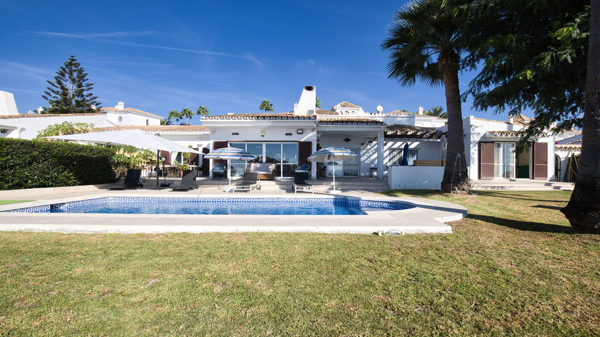 Huis te koop in La Duquesa | 4 slaapkamers H5511793