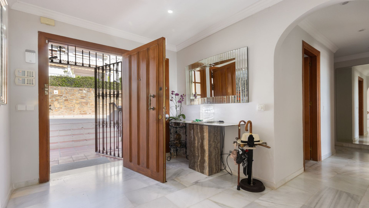 Huis te koop in La Duquesa | 4 slaapkamers H5511793