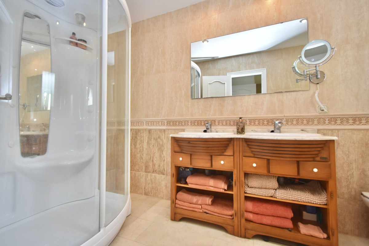 Huis te koop in La Duquesa | 3 slaapkamers H5513419
