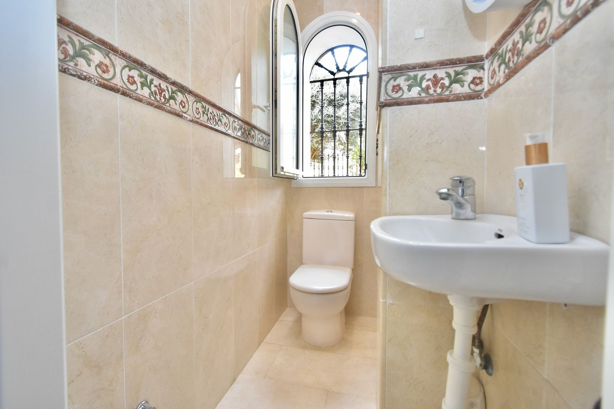 Huis te koop in La Duquesa | 3 slaapkamers H5513419