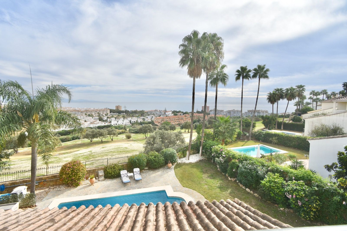 Huis te koop in La Duquesa | 3 slaapkamers H5513419