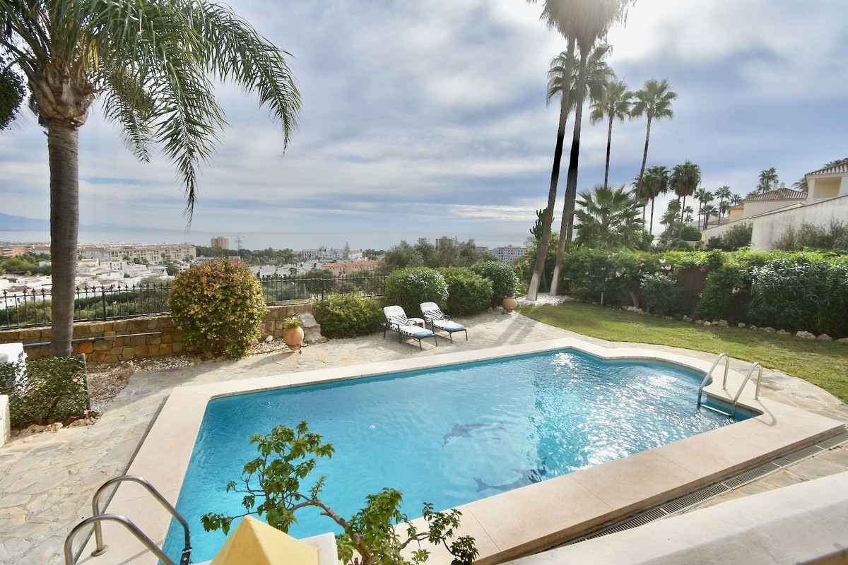 Huis te koop in La Duquesa | 3 slaapkamers H5513419