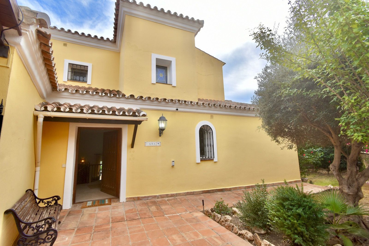 Huis te koop in La Duquesa | 3 slaapkamers H5513419