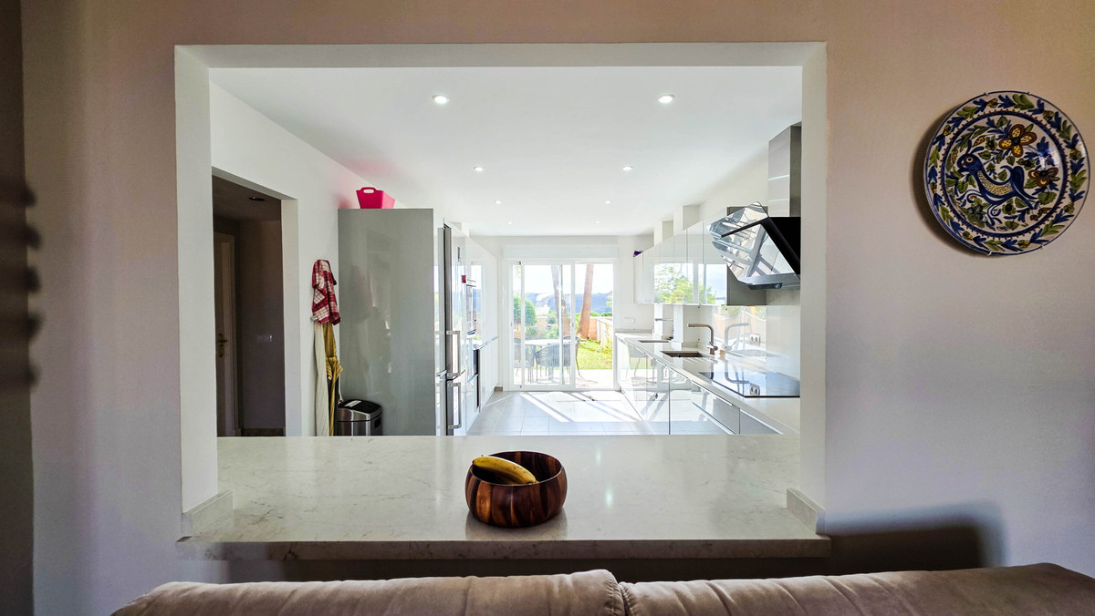 Huis te koop in La Duquesa | 4 slaapkamers H5517058