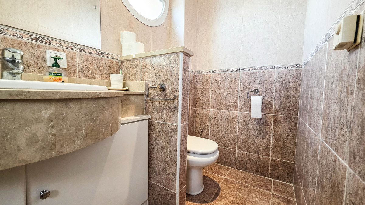 Huis te koop in La Duquesa | 4 slaapkamers H5517058
