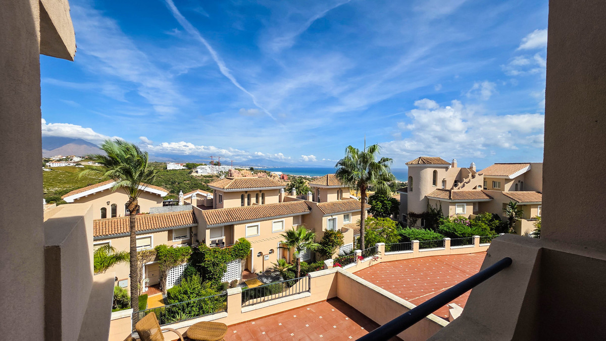 Huis te koop in La Duquesa | 4 slaapkamers H5517058