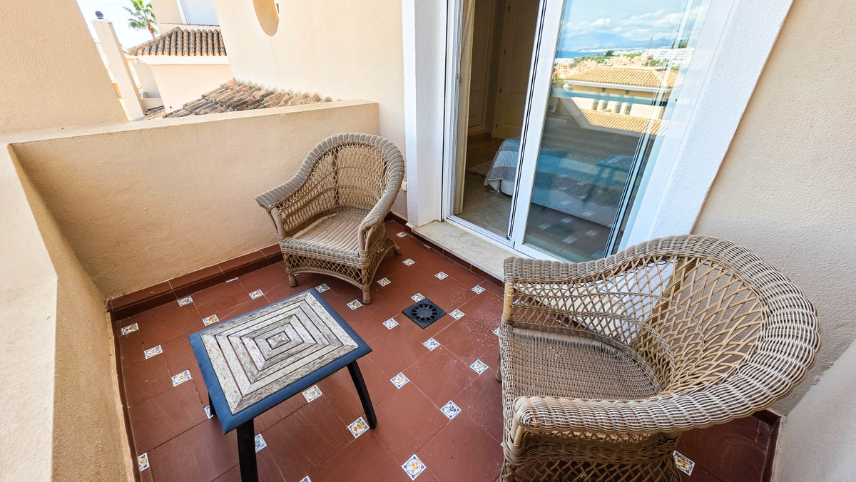 Huis te koop in La Duquesa | 4 slaapkamers H5517058
