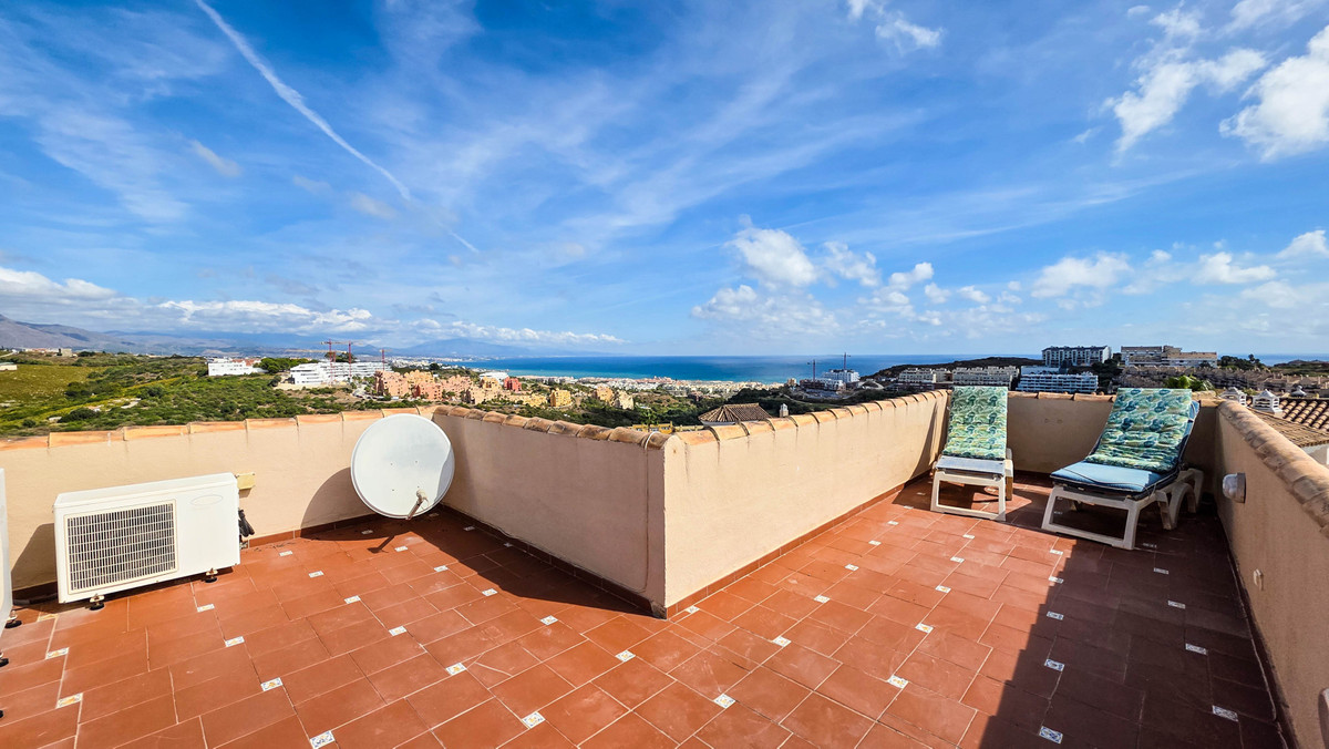 Huis te koop in La Duquesa | 4 slaapkamers H5517058