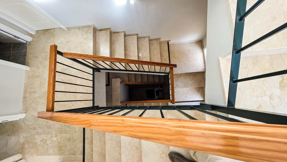 Huis te koop in La Duquesa | 4 slaapkamers H5517058