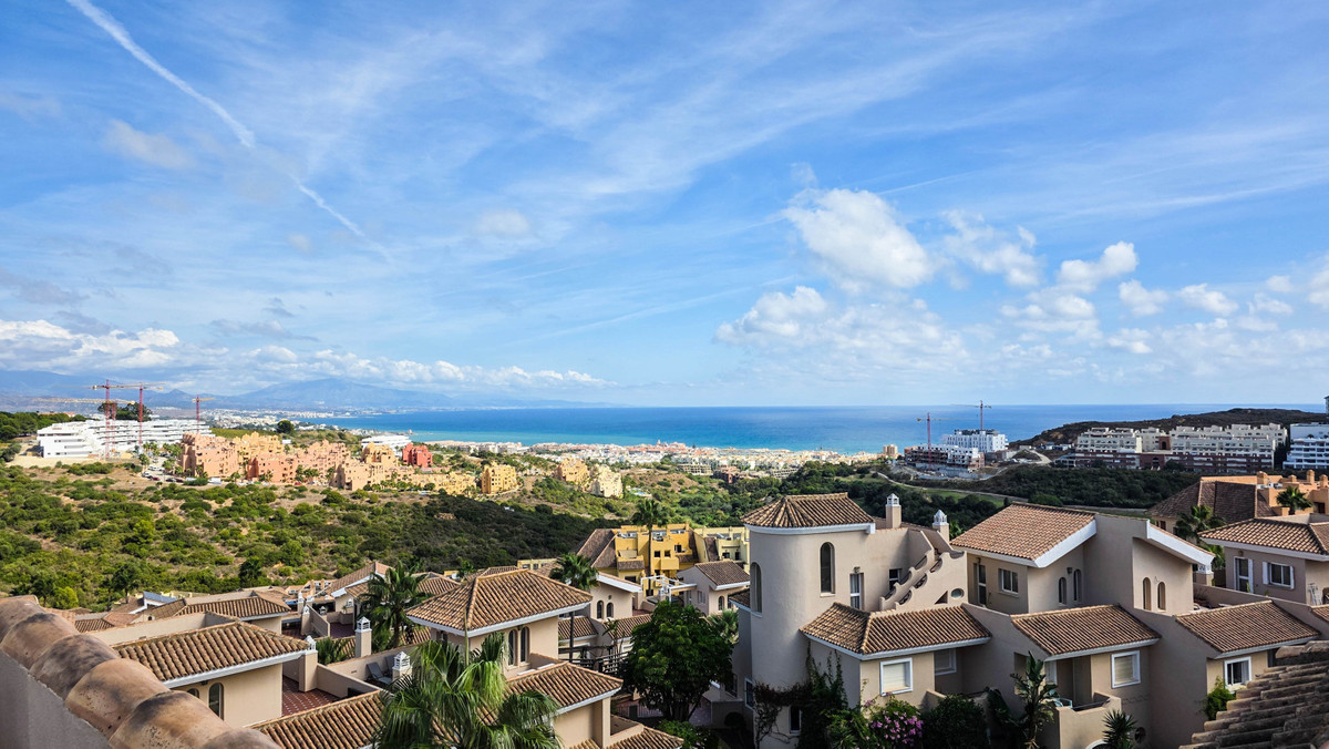 Huis te koop in La Duquesa | 4 slaapkamers H5517058