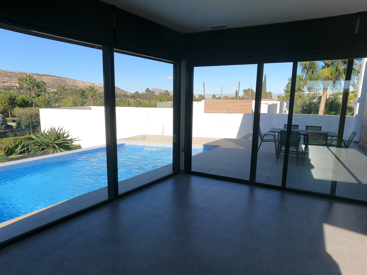 Huis te koop in La Finca Golf | 4 slaapkamers H5251552