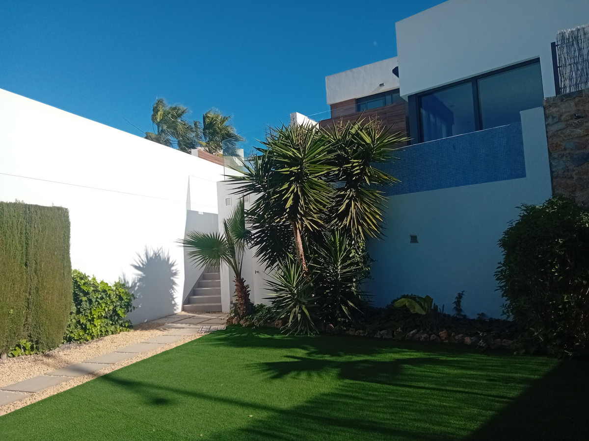 Huis te koop in La Finca Golf | 4 slaapkamers H5251552