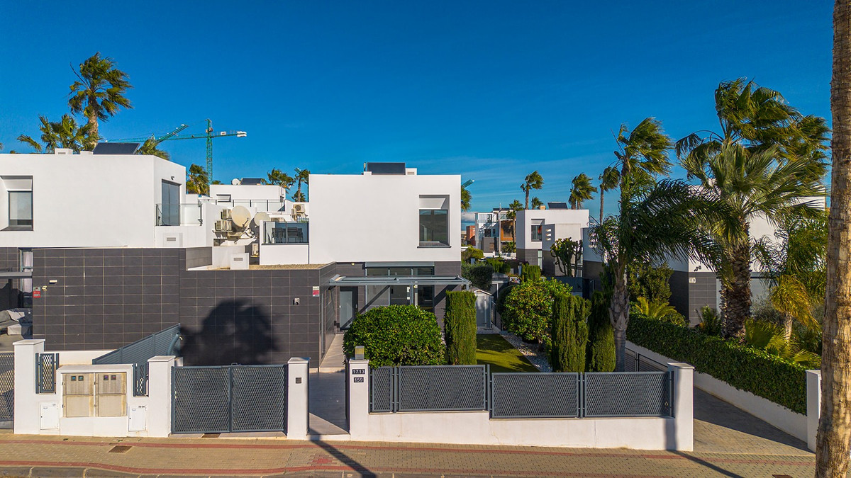 Huis te koop in La Finca Golf | 3 slaapkamers H5311045