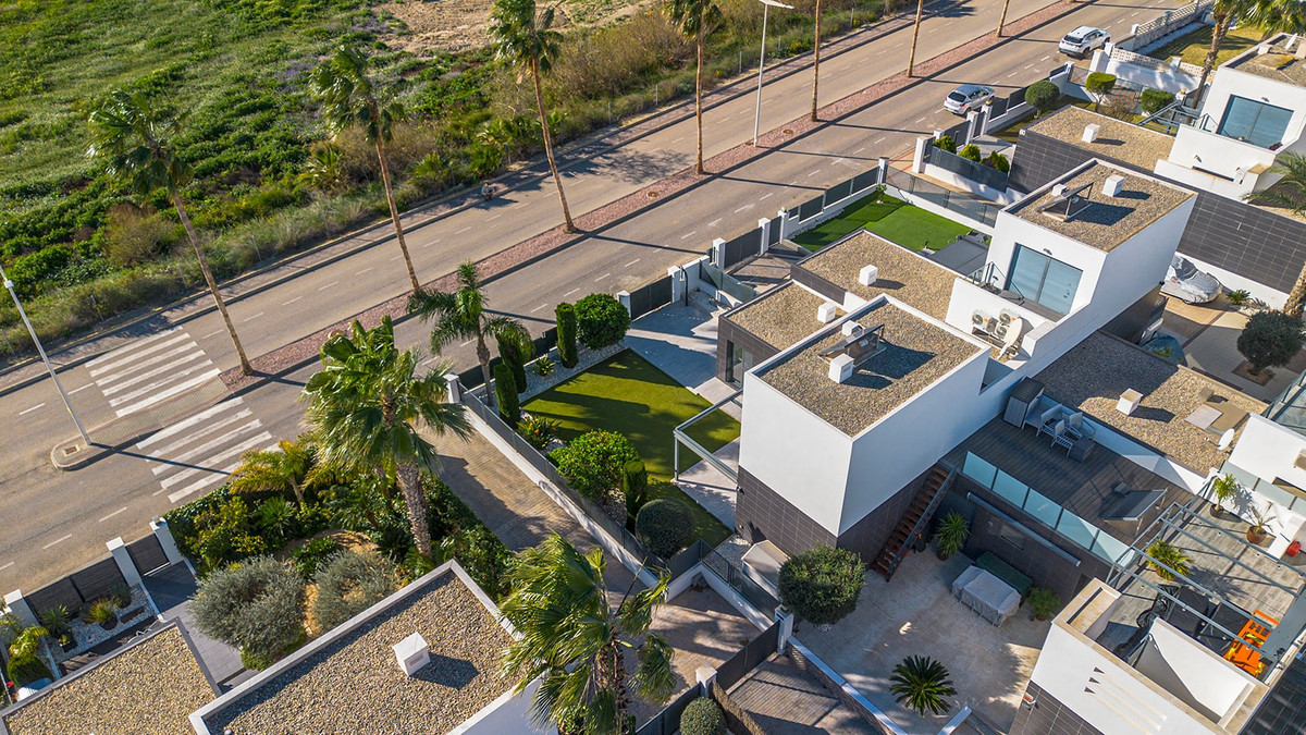 Huis te koop in La Finca Golf | 3 slaapkamers H5311045