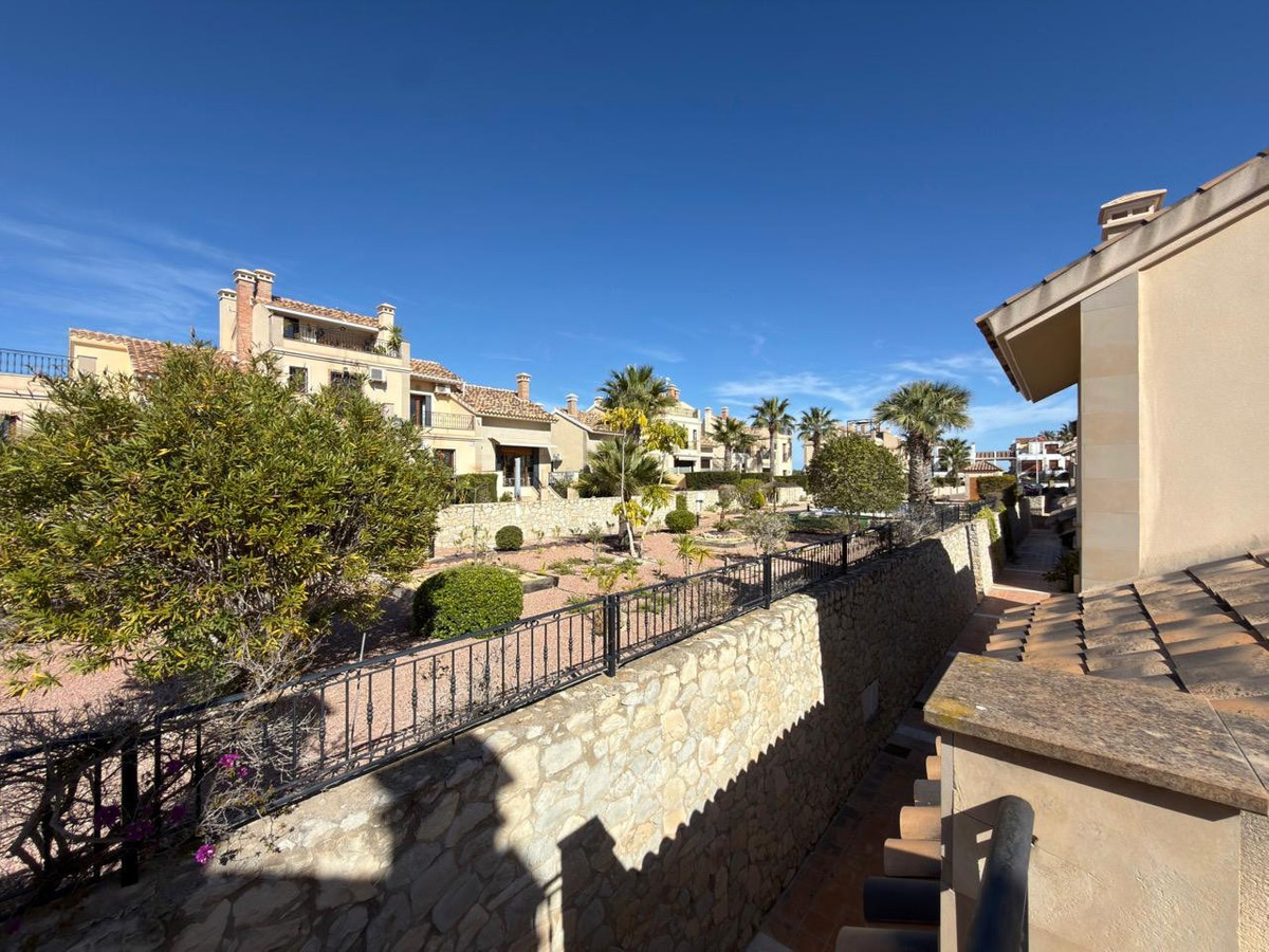 Bungalow te koop in La Finca Golf | 2 slaapkamers H5370391