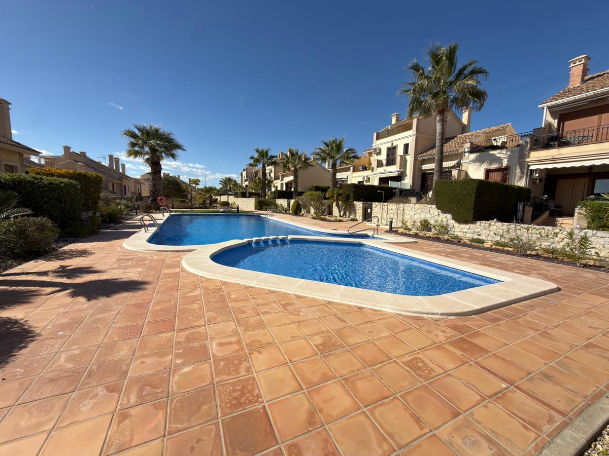 Bungalow te koop in La Finca Golf | 2 slaapkamers H5370391