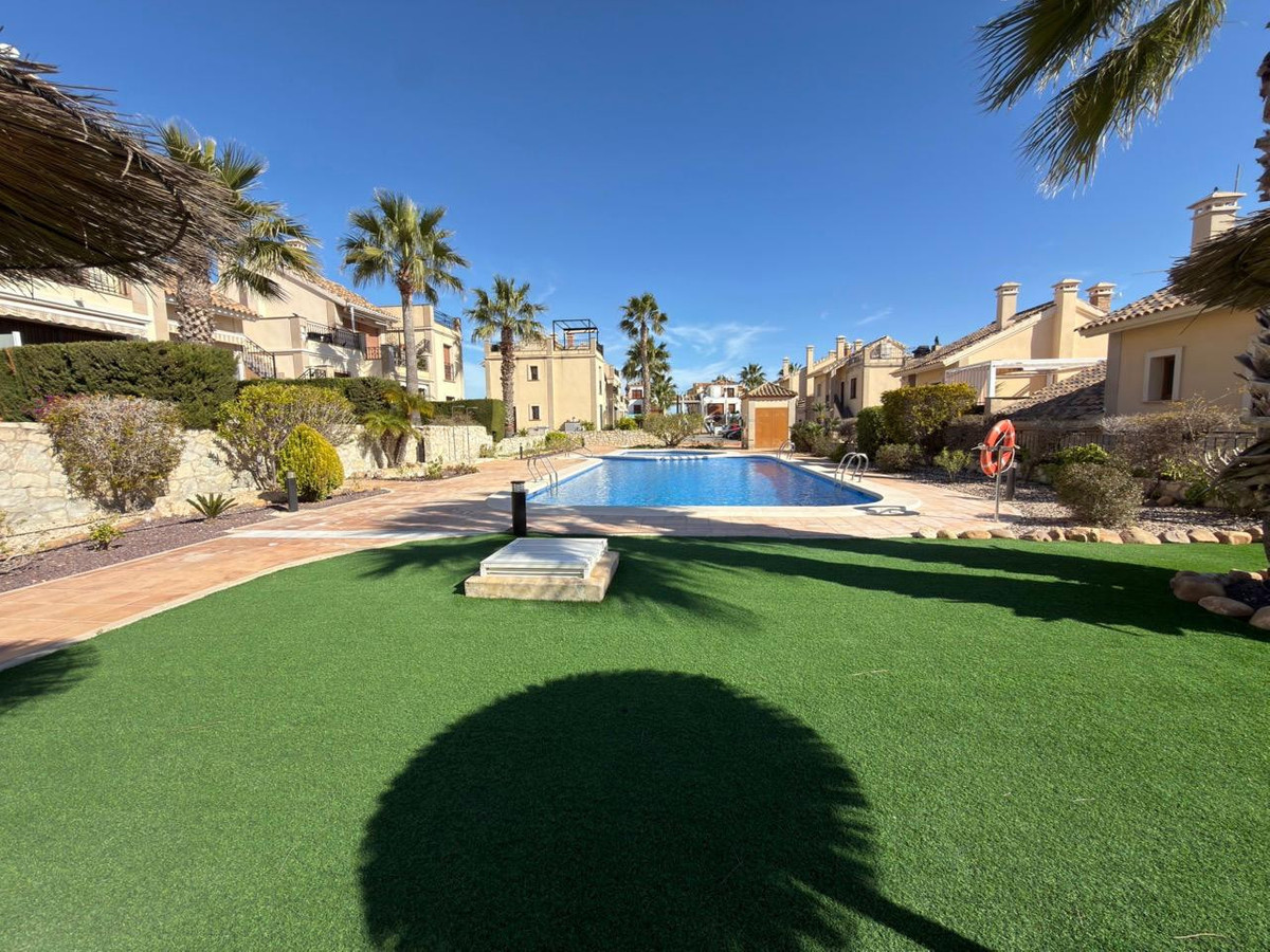 Bungalow te koop in La Finca Golf | 2 slaapkamers H5370391