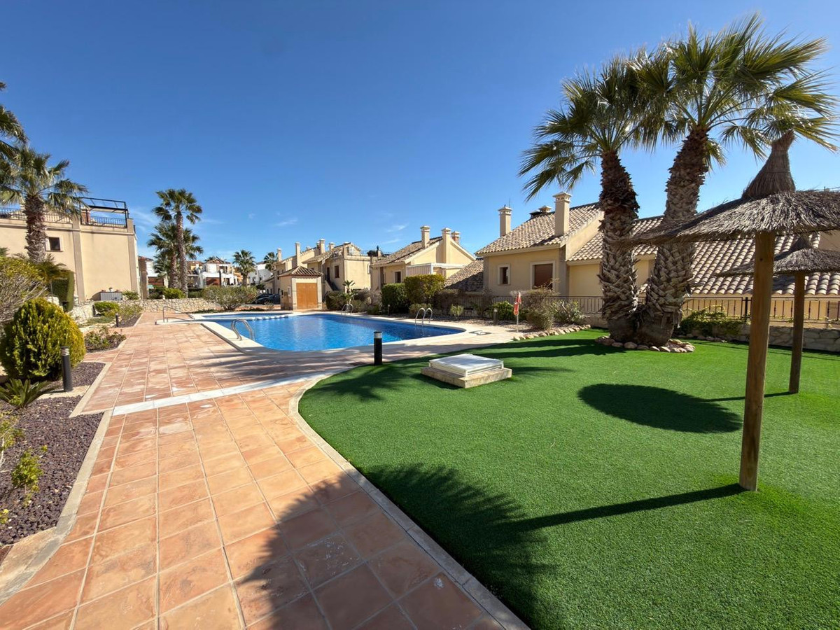 Bungalow te koop in La Finca Golf | 2 slaapkamers H5370391