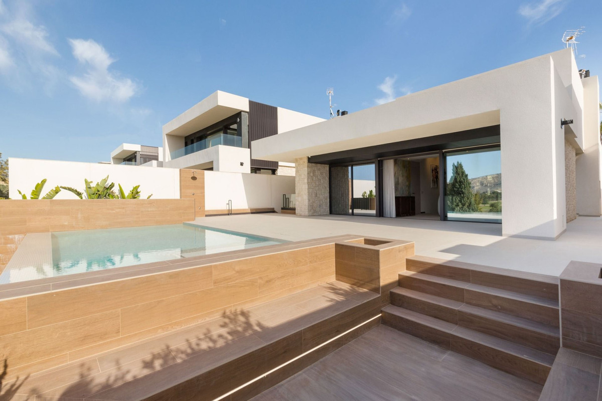Huis te koop in La Finca Golf | 3 slaapkamers H5380984