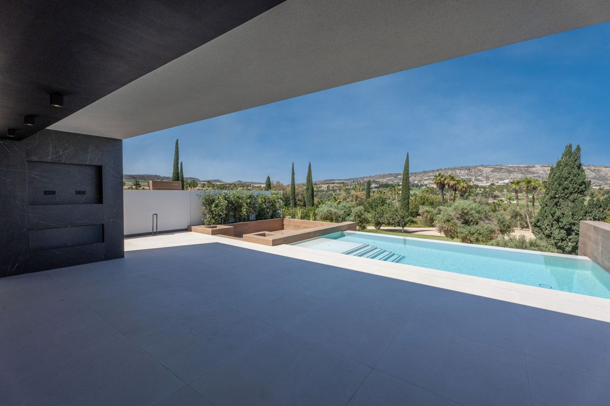 Huis te koop in La Finca Golf | 3 slaapkamers H5380984
