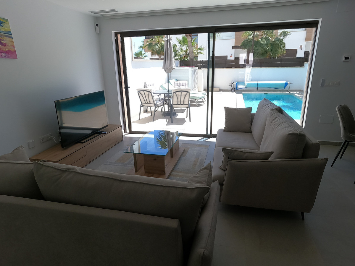 Huis te koop in La Finca Golf | 4 slaapkamers H5382232