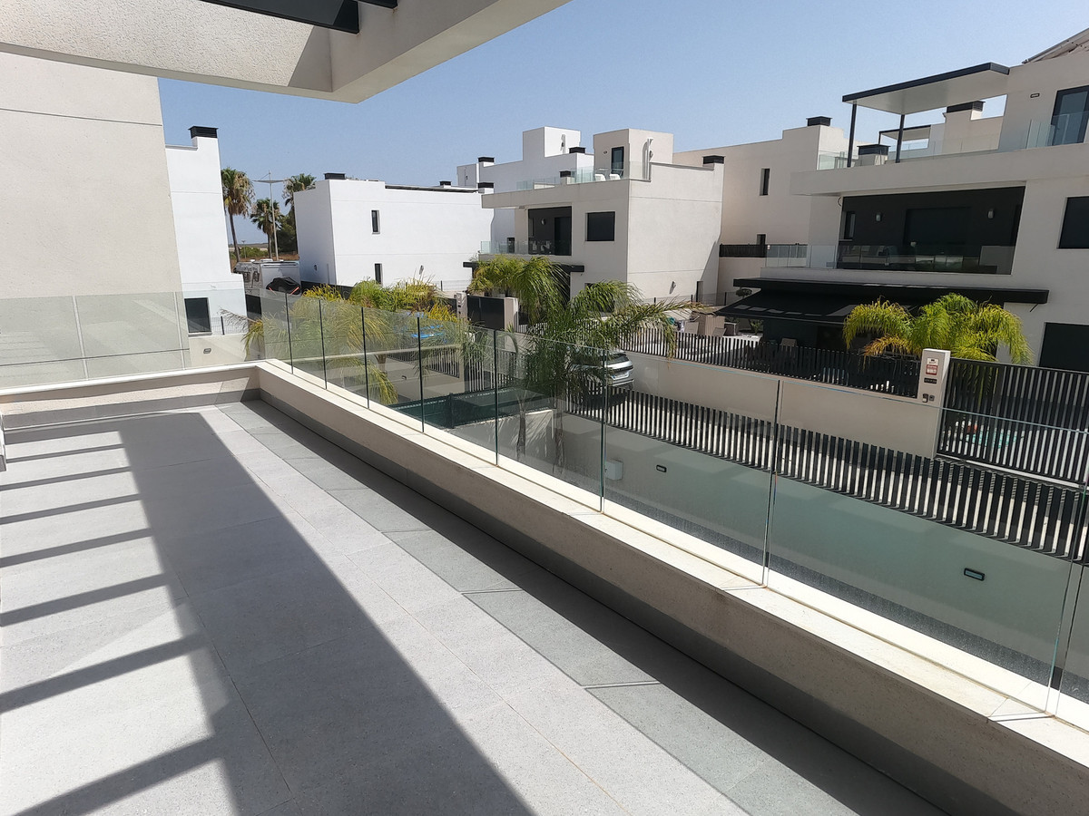 Huis te koop in La Finca Golf | 5 slaapkamers H5440657