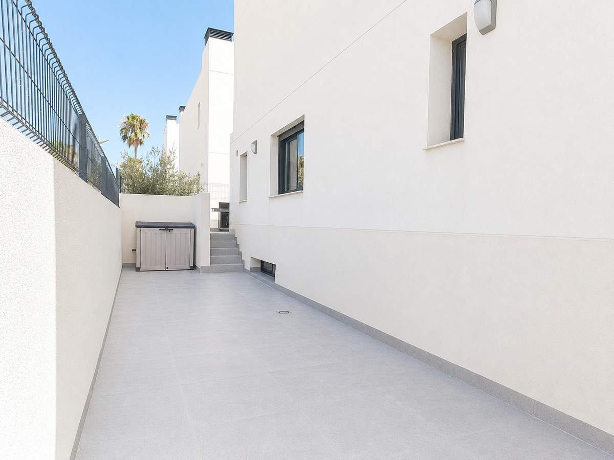 Huis te koop in La Finca Golf | 5 slaapkamers H5440657