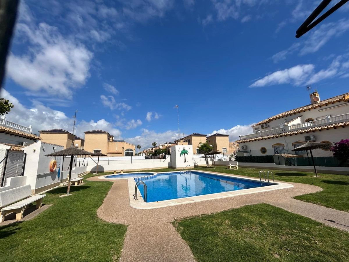 Huis te koop in La Florida | 3 slaapkamers H5242105