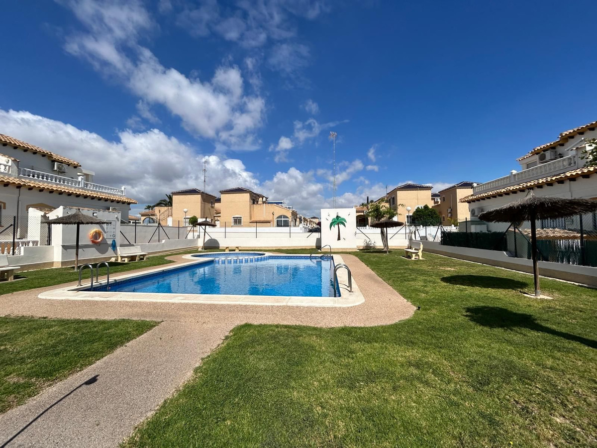 Huis te koop in La Florida | 3 slaapkamers H5242105