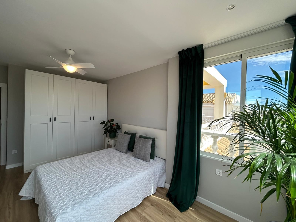 Huis te koop in La Florida | 3 slaapkamers H5242105