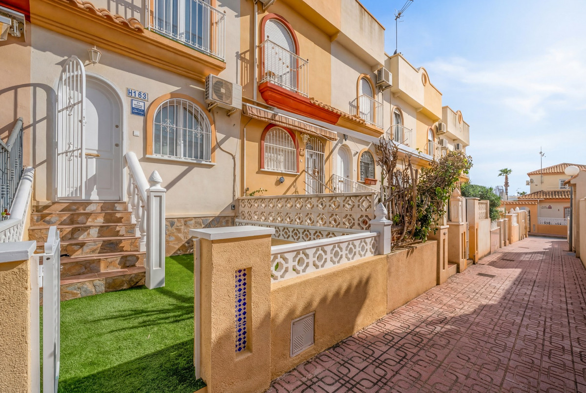 Huis te koop in La Florida | 2 slaapkamers H5338153