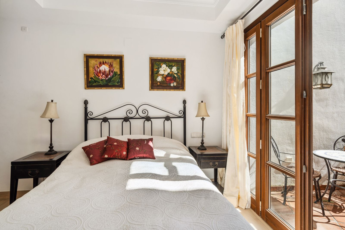 Geschakelde Woning in La Heredia-25