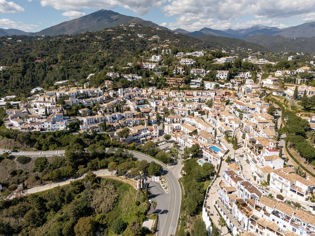 Geschakelde Woning in La Heredia-39