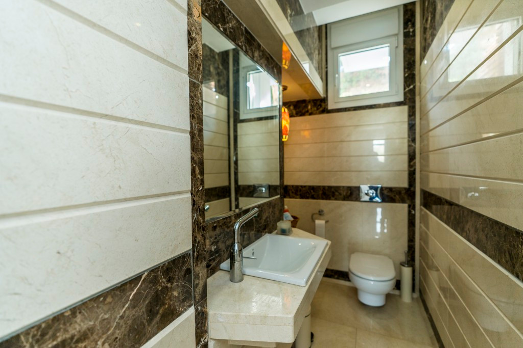 Property main view 12