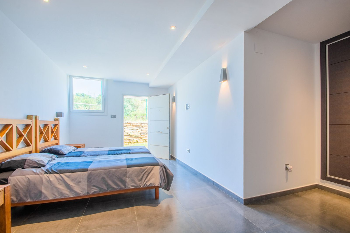 Property main view 45