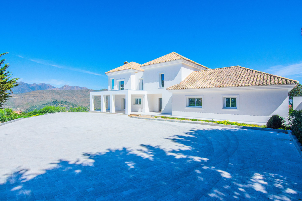 Vrijstaande Villa in La Mairena-35