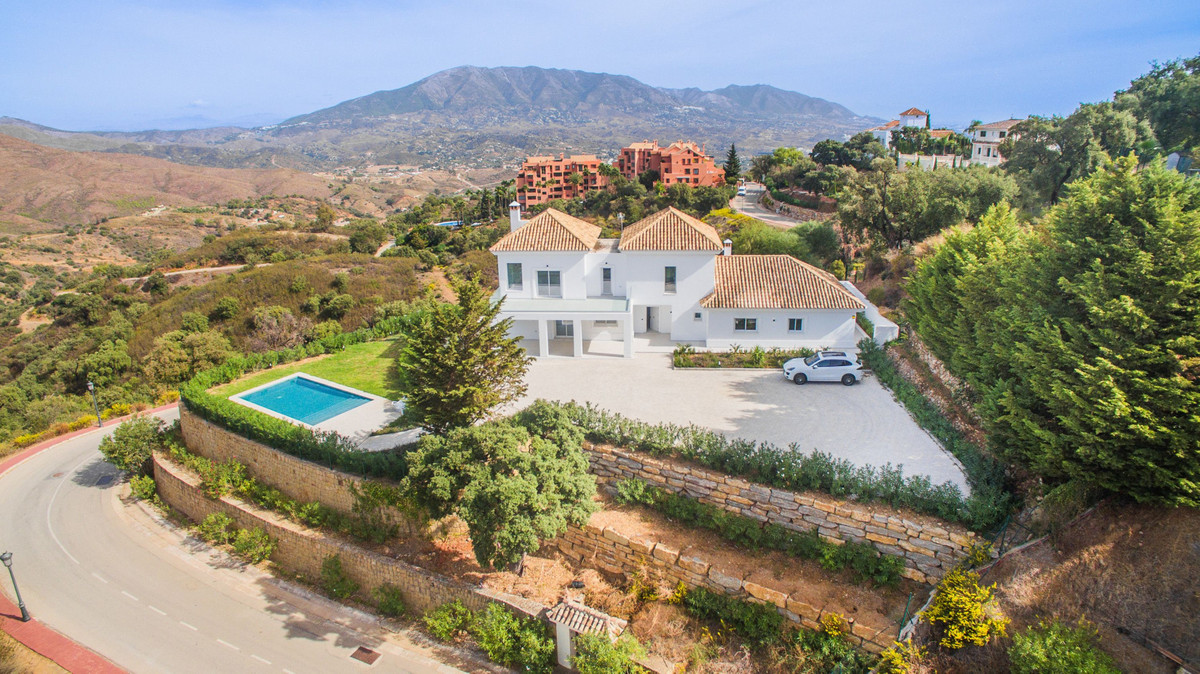 Vrijstaande Villa in La Mairena-41