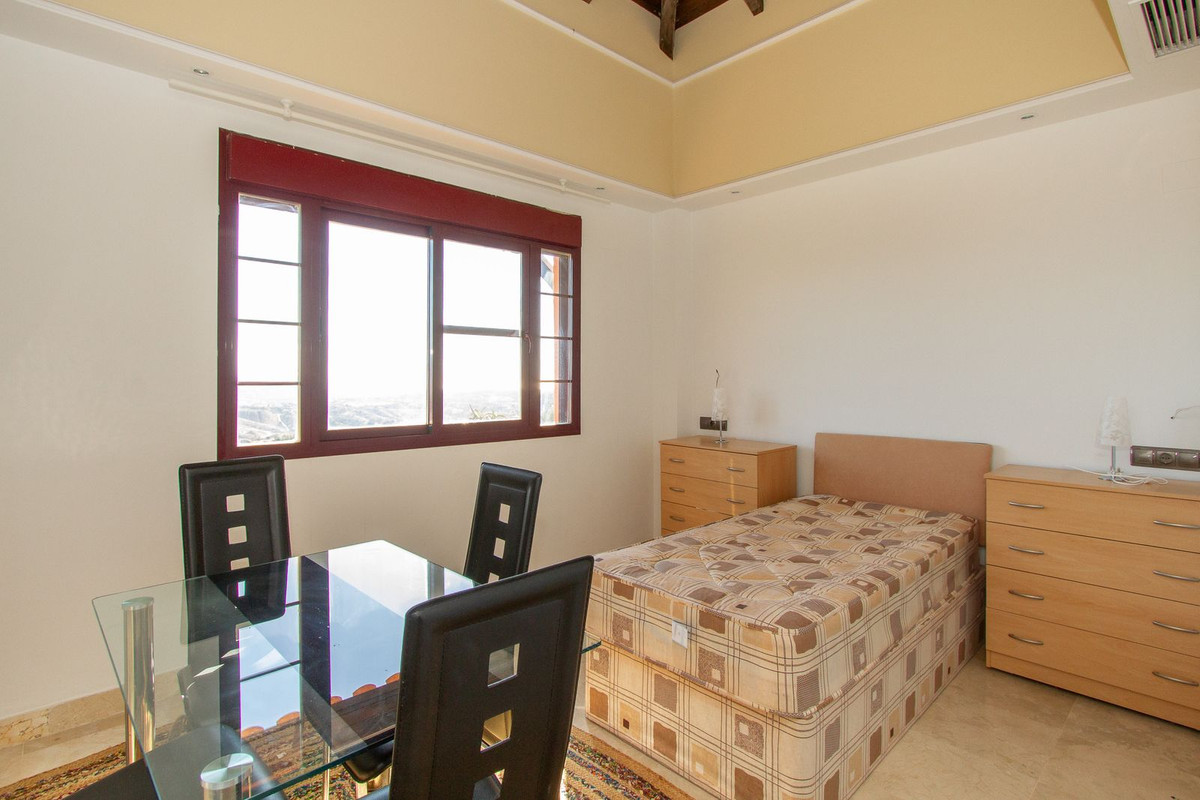 Penthouse te koop in La Mairena | 4 slaapkamers H5118145