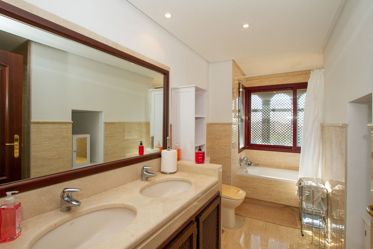 Penthouse te koop in La Mairena | 4 slaapkamers H5118145