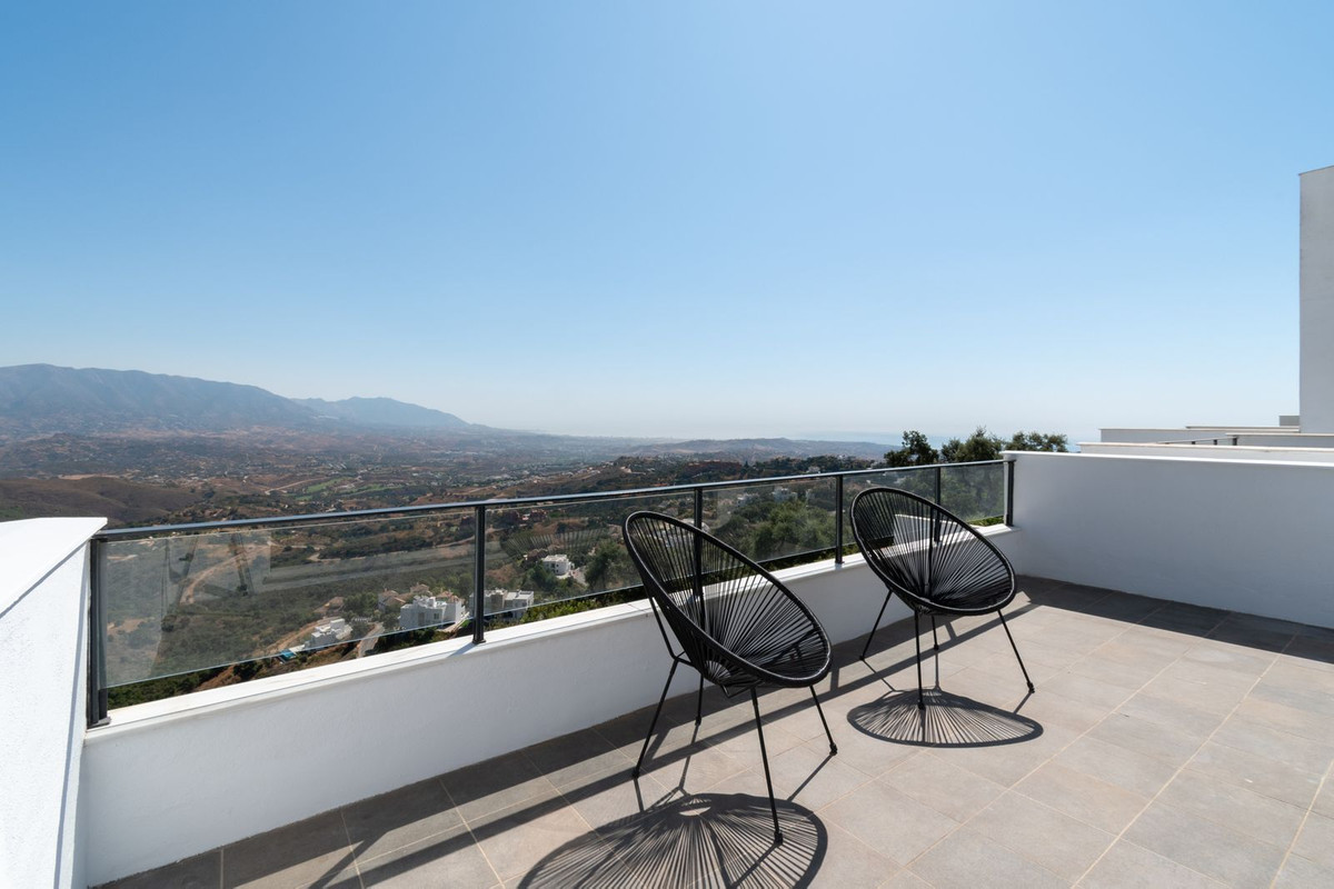 House for sale in La Mairena | 4 bedrooms H5126974