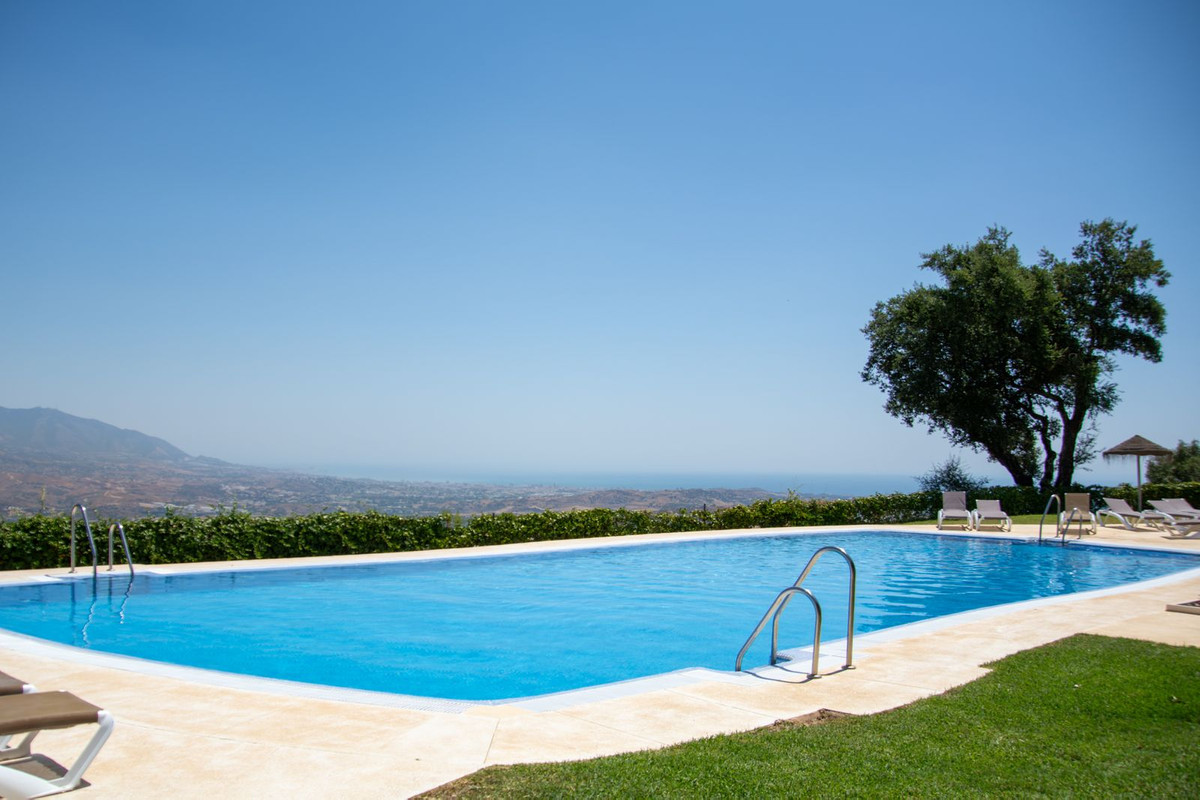 House for sale in La Mairena | 4 bedrooms H5126974