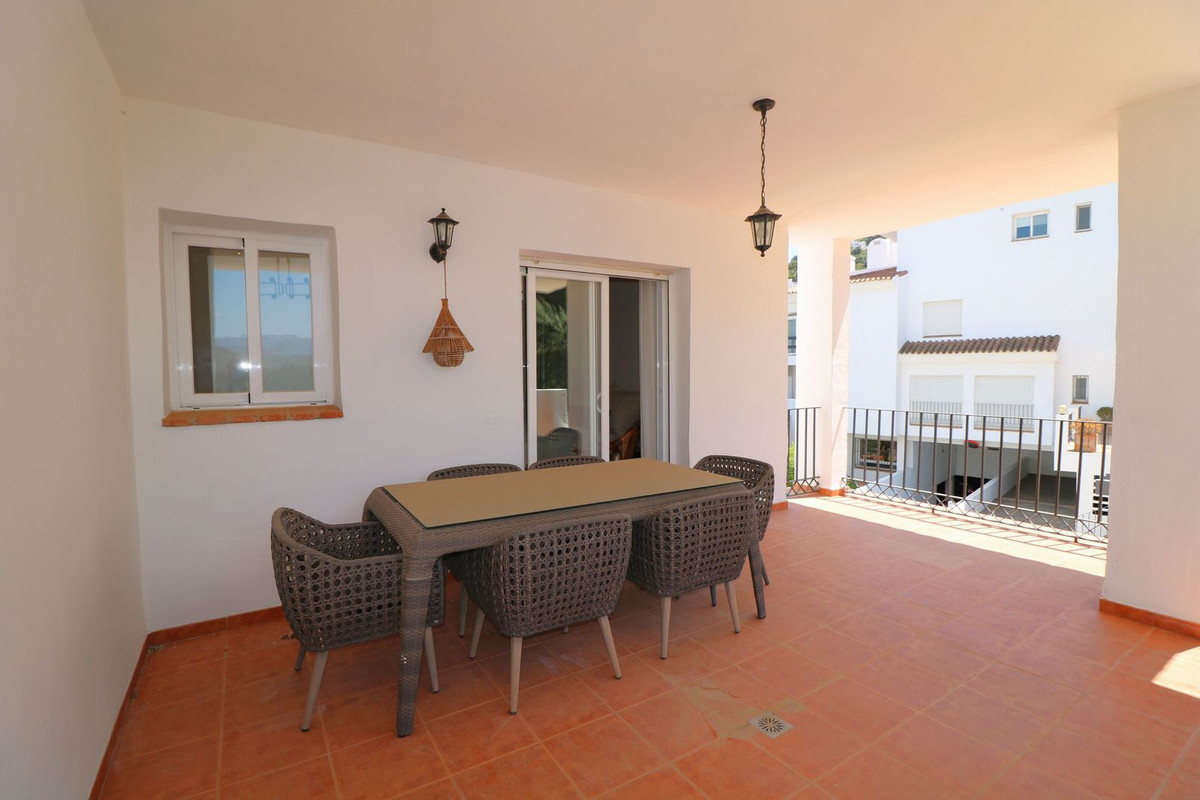 Penthouse for sale in La Mairena | 2 bedrooms H5129074