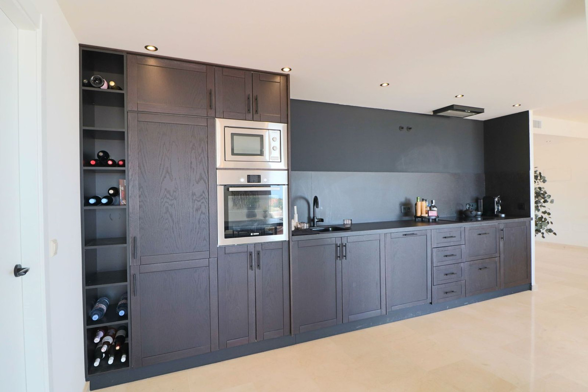 Penthouse for sale in La Mairena | 2 bedrooms H5129074