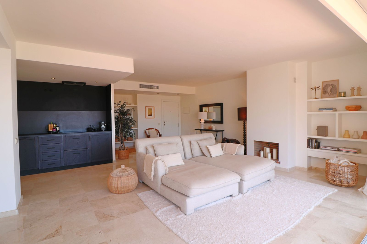 Penthouse for sale in La Mairena | 2 bedrooms H5129074