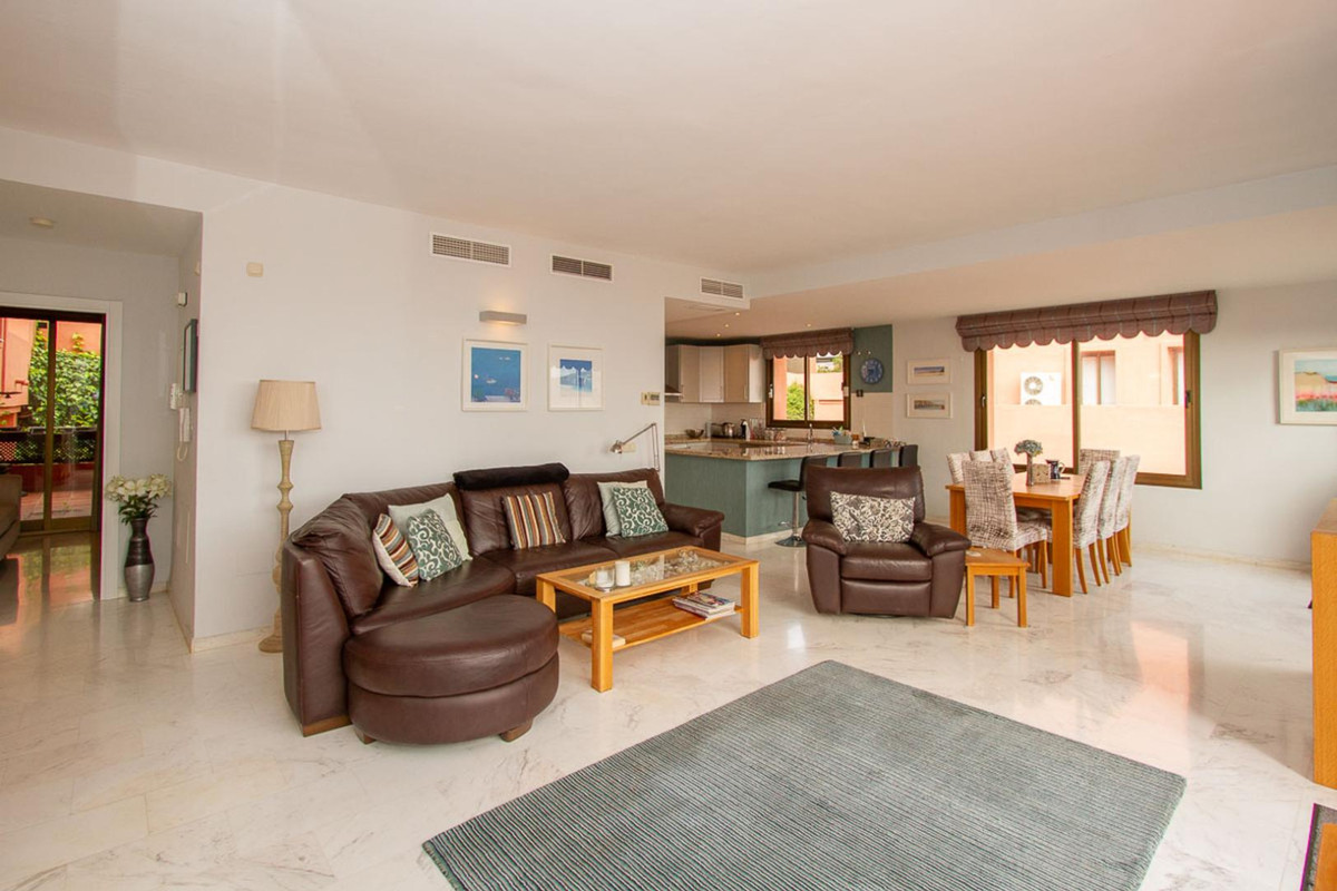 Appartement te koop in La Mairena | 2 slaapkamers H5132542