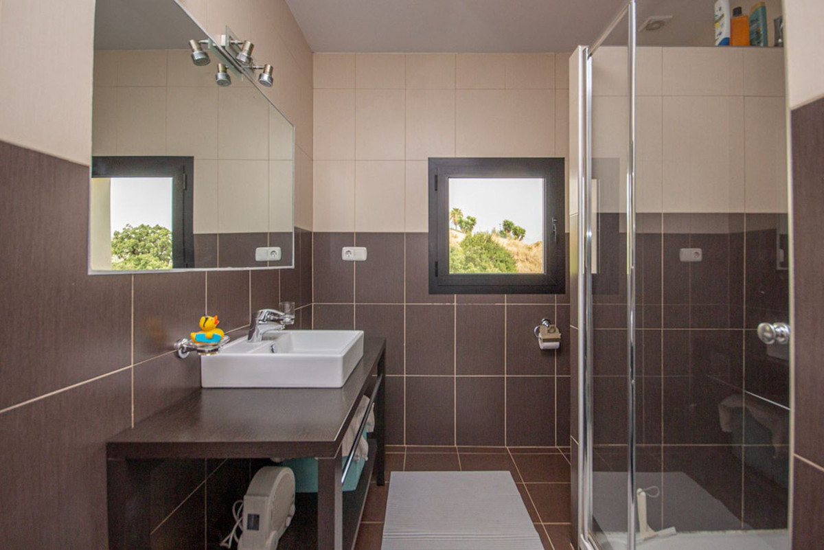 Huis te koop in La Mairena | 4 slaapkamers H5143909