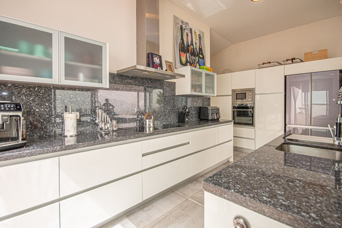 Huis te koop in La Mairena | 4 slaapkamers H5143909