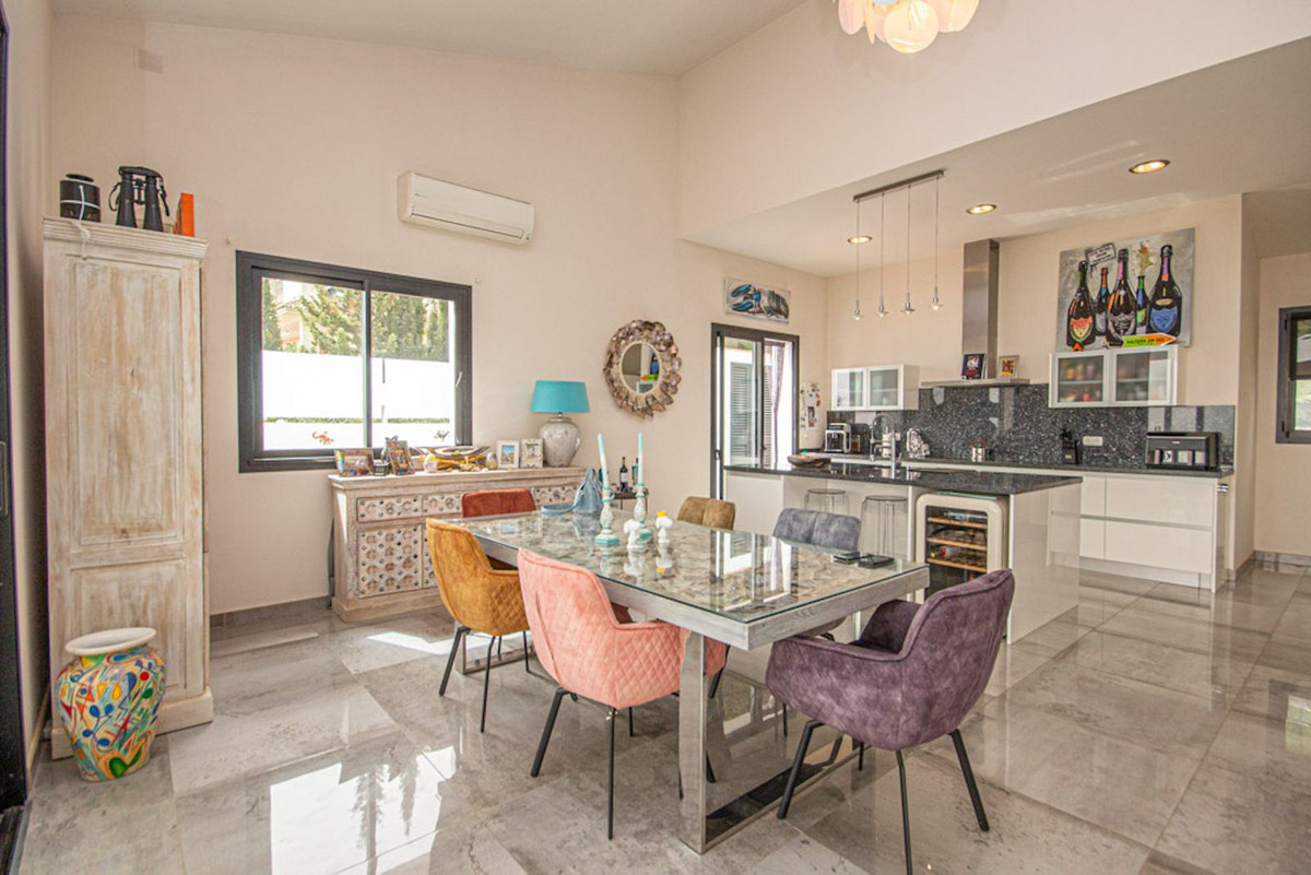 Huis te koop in La Mairena | 4 slaapkamers H5143909