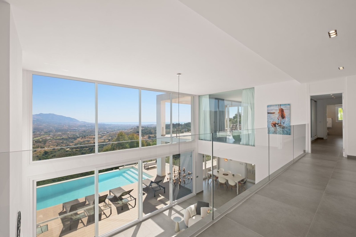 Huis te koop in La Mairena | 5 slaapkamers H5392924